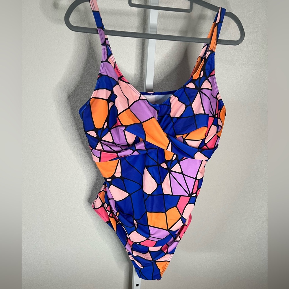 NWOT Colorful Geometric Womens Swimsuit